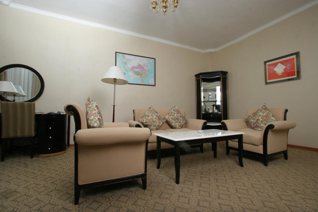 Ulaanbaatar Hotel Bagian luar foto